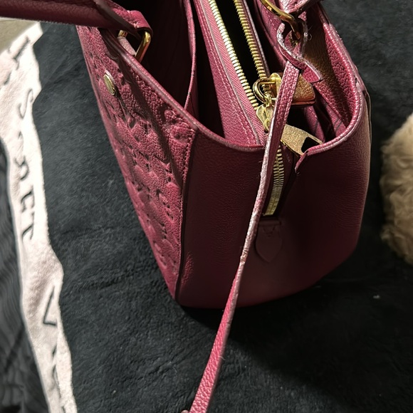 Louis Vuitton Montaigne MM - Picture 13 of 15